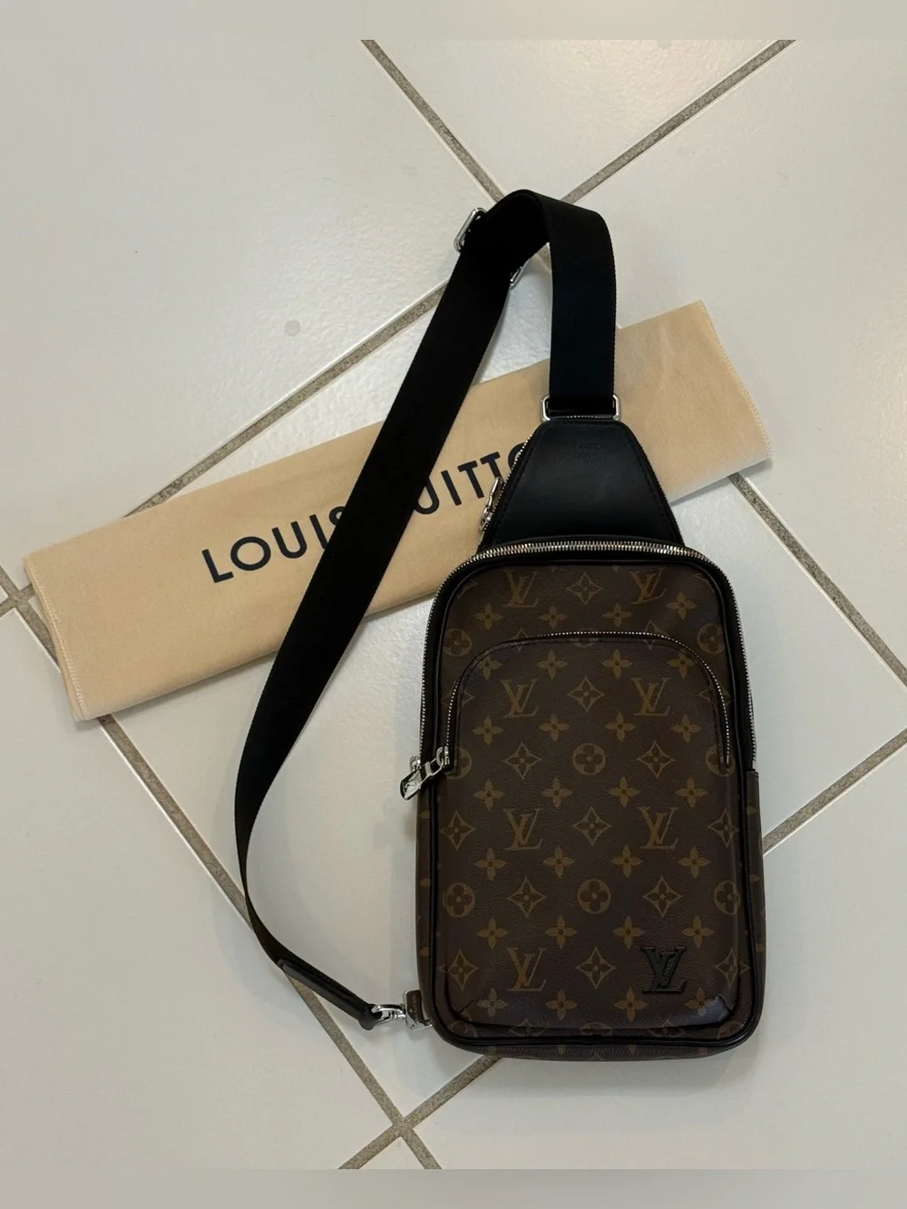 LOUIS VUITTON Avenue Slingbag NM in Monogram Macassar - 💯 AUTHENTIC